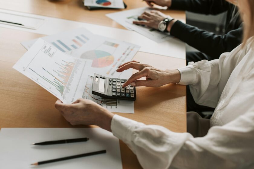 managing marketing projects with AI
