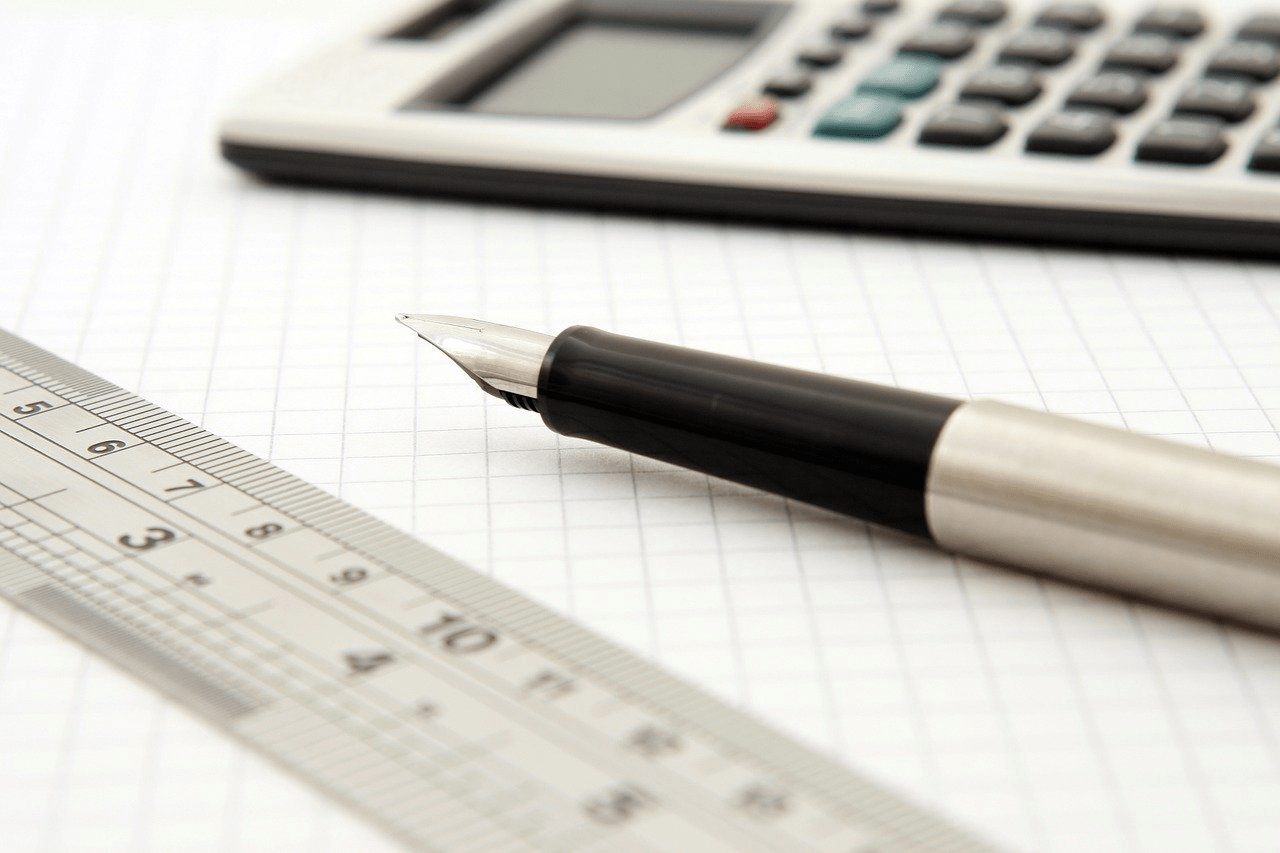 Analog and parametric estimation: differences in calculation for time and cost of a project